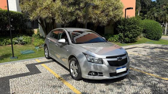 CHEVROLET CRUZE 1.8 LT SPORT6 16V FLEX 4P MANUAL CHEVROLET CRUZE 1.8 LT SPORT6 16V FLEX 4P MANUAL